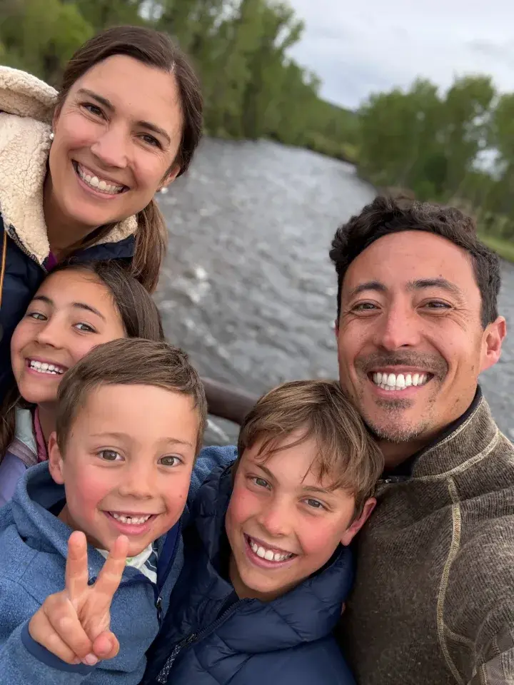 Marcus, Kelly and their three kids